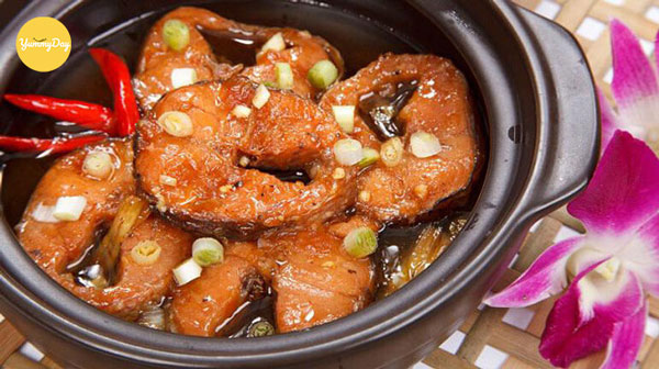 Cách làm cá trê kho riềng sả thơm ngon