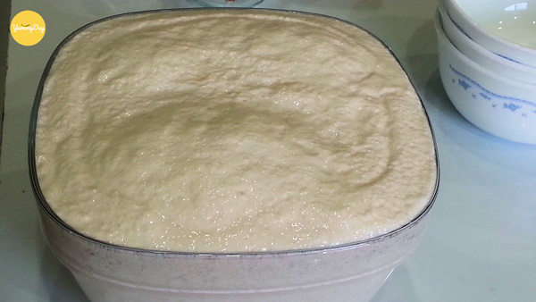 Ủ bột bánh cho đặc quánh