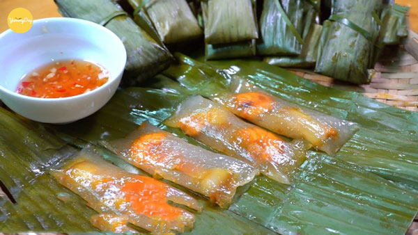 Bánh bột lọc nhân tôm thịt mộc nhĩ