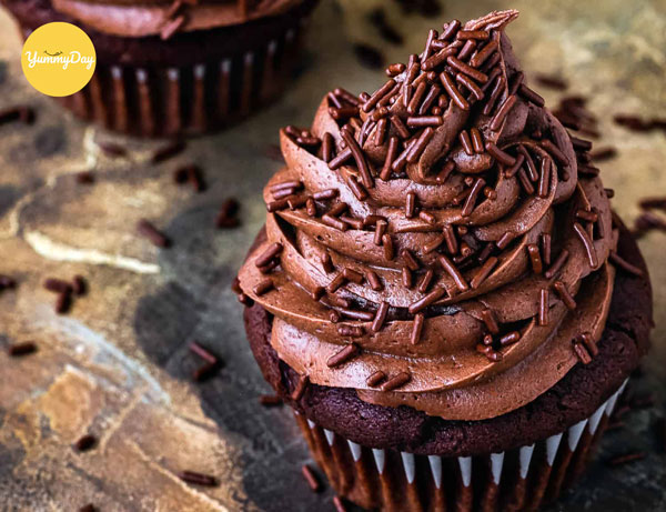 Chiếc bánh cupcake nhân 2 sôcôla cực ngon