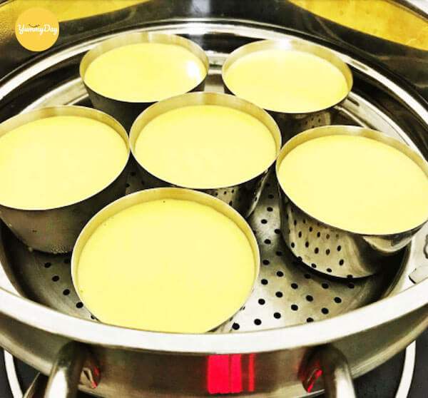 Món bánh flan làm từ sữa tươi thơm ngon cho bé