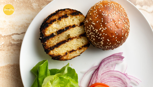 Nướng cháy xén vỏ bánh hamburger