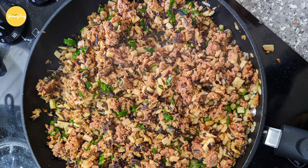 Xào thịt với rau củ