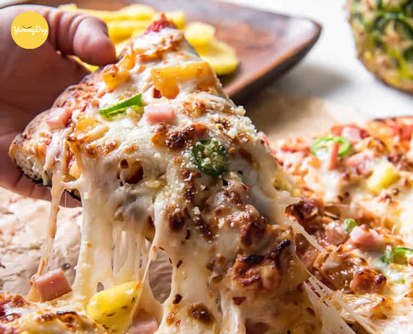 Thành phẩm bánh pizza bò dứa ngon lành