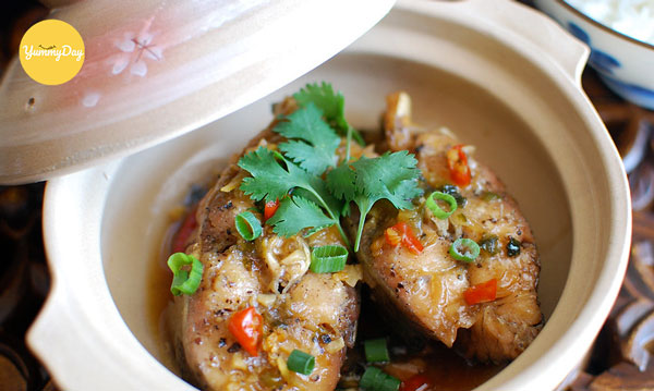 Cách làm cá bớp kho tộ ngon tuyệt hảo