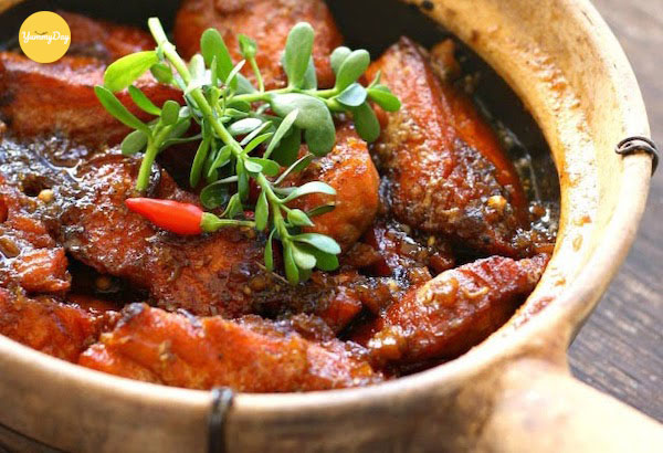 Cá hồi kho tộ hấp dẫn đưa cơm sẽ khiến bạn không thể ngừng đũa