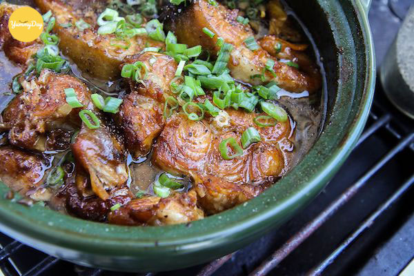 Cá lăng kho tộ ngon xỉu lên xỉu xuống