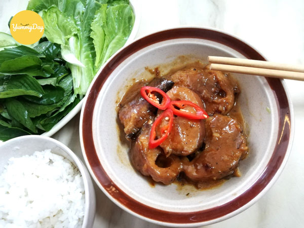 Hoàn thành cá lóc kho tộ đủ hương đủ vị