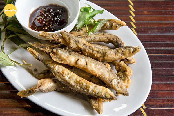 Cá trứng chiên giòn không thể chối từ