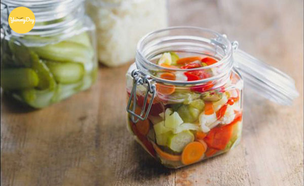 Dưa củ kiệu đầy bắt mắt