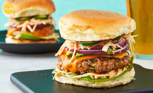 Lượng dinh dưỡng trong mỗi chiếc hamburger gàà