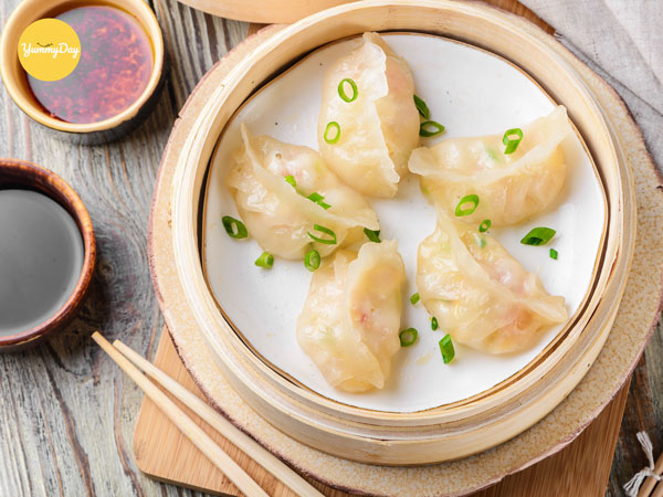 Cách làm hoành thánh tôm thịt hấp ngon như ngoài hàng
