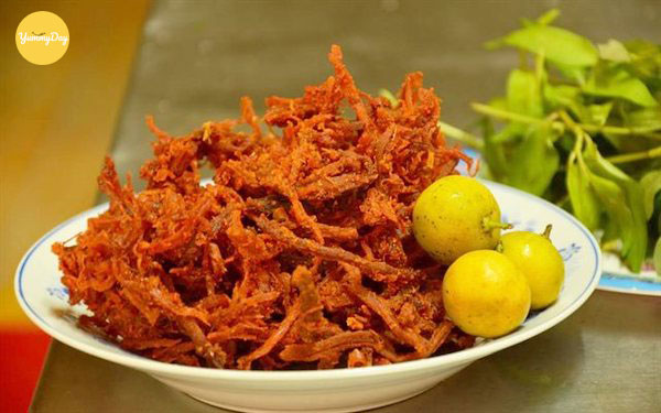 Thành phẩm món bò khô làm từ thịt heo xé sợi thơm ngon