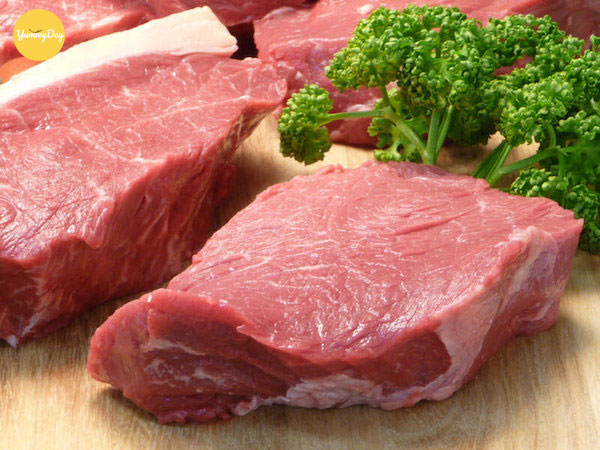 Chuẩn bị khoảng 2 kg thịt nạc
