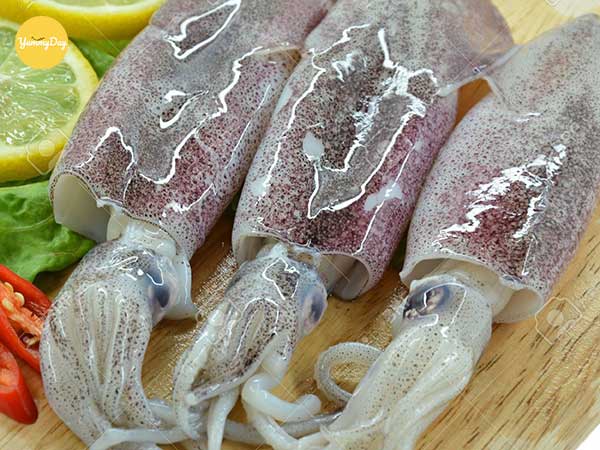 Mực ống phải luôn tươi ngon bạn nhé!