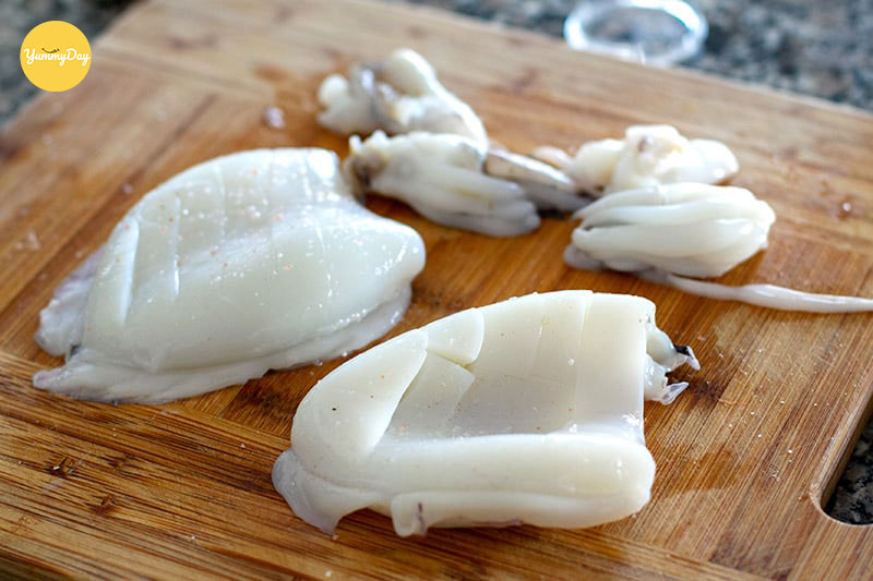 Quét thêm nước ướp gia vị nhé