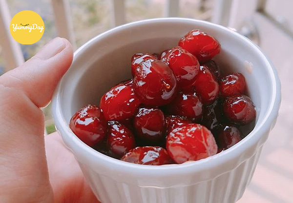Mứt chùm ruột ngon ngon sao ấy