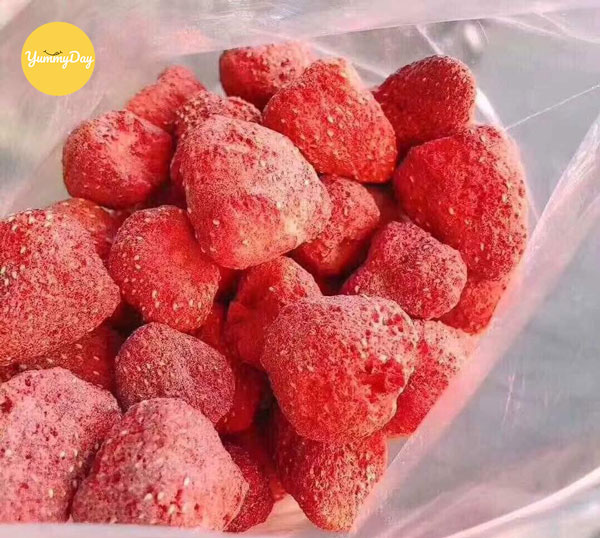 Cho mứt vào túi ni lông để bảo quản tốt hơn