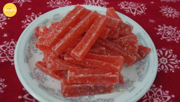 Thành phẩm mứt đu đủ chín