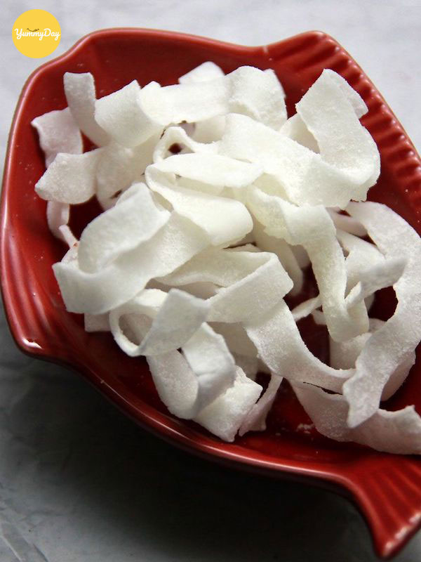 Mứt dừa bánh tẻ thành phẩm
