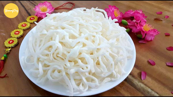 Bắt tay ngay vào làm mứt dừa sữa ông thọ ngay nào!