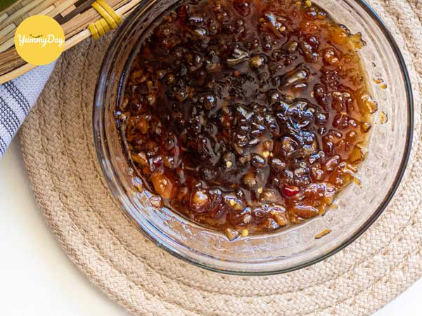 Nước mắm chua ngọt ăn bún chả giò
