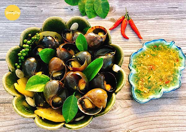 Món ốc bươu hấp tiêu ngon quá sá ngon
