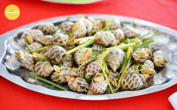 Món ốc hương hấp sả vị ngon như nhà hàng