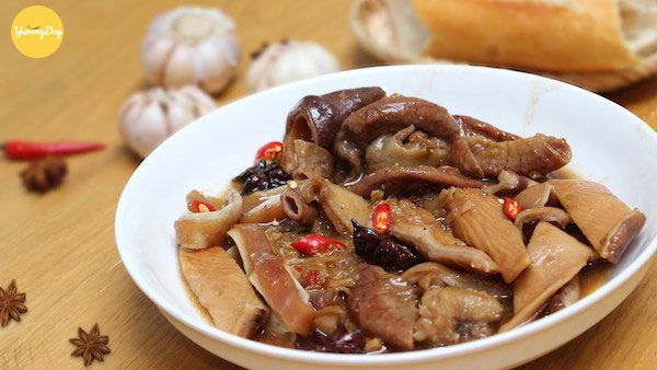 Bày ra đĩa và thưởng thức món ăn thơm ngon