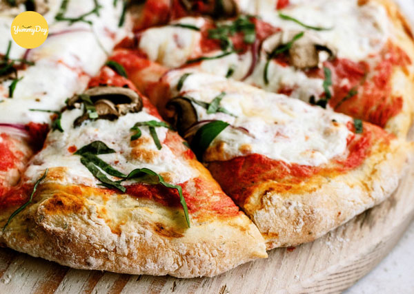 Cách làm bánh pizza bằng chảo tại nhà