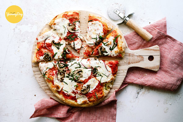 Bánh pizza nướng bằng chảo vẫn siêu ngon