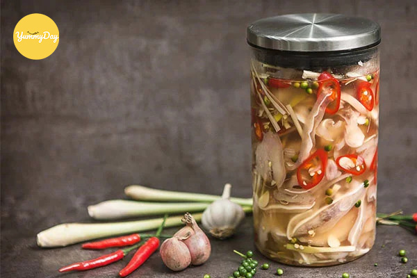 Bảo quản tai heo trong hũ thuỷ tinh đẻ sử dụng lâu hơn