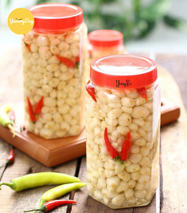 Bảo quản củ kiệu trong lọ thuỷ tinh