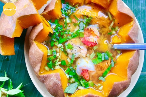 Món canh bí đỏ nấu tôm đậm đà và bổ dưỡng
