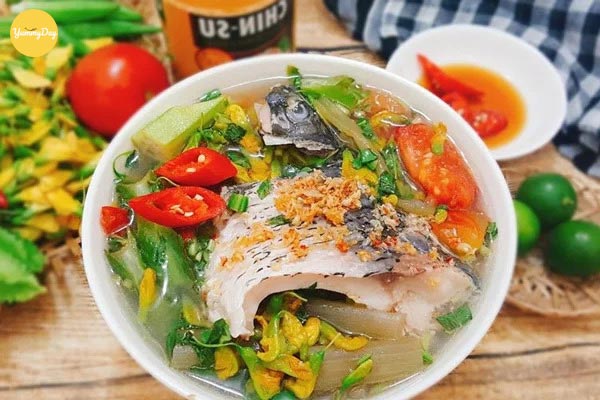 Món cá chép nấu canh chua ngon không thua ngoài hàng