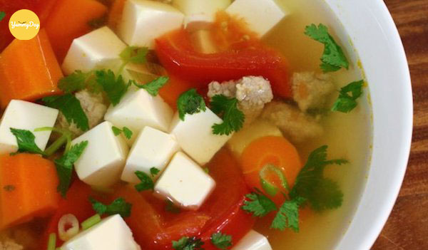 Nấu món canh đậu phụ cà chua thịt siêu ngon