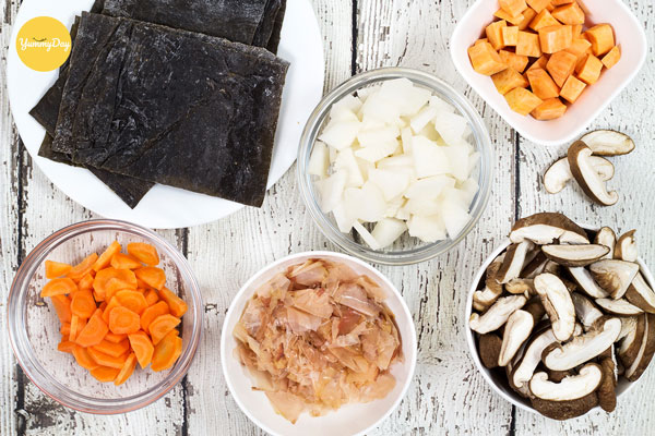 Nguyên liệu nấu canh nấm hương thập cẩm