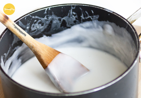 Nước cốt dừa tăng hương vị cho món bánh trôi nước