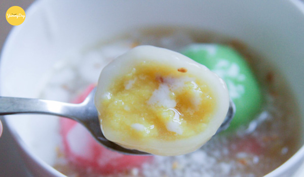Bánh ngoài mềm trong thơm mùi đậu xanh ăn cực thích