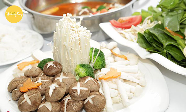 Các loại rau ăn kèm món lẩu cá hồi măng chua