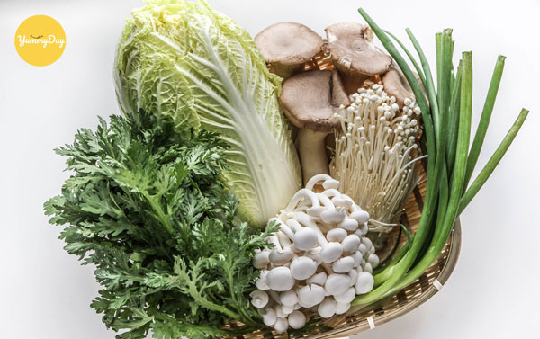 Các loại rau ăn kèm với lẩu cá tầm chua cay