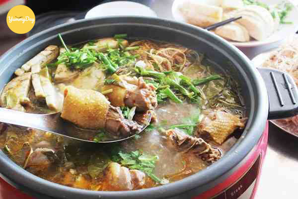 cách nấu lẩu gà lá giang ngon