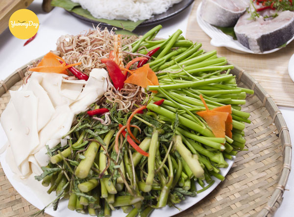 Rau ăn kèm lẩu cá bớp măng chua thơm ngon hấp dẫn
