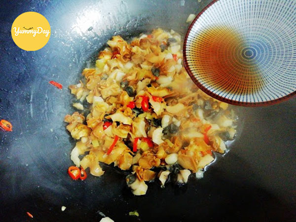 Xào ốc bươu