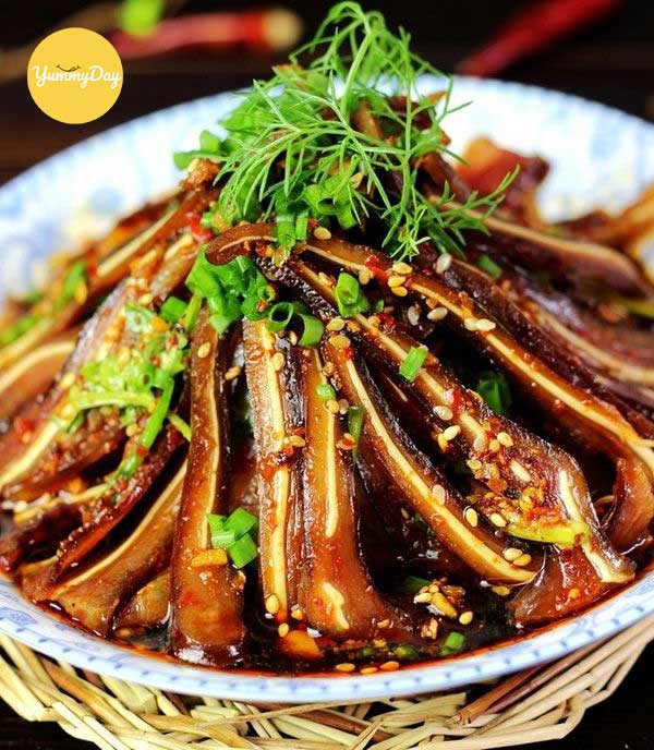 Cách nấu phá lấu tai heo ngon khó cưỡng