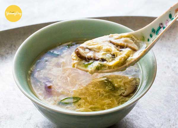 Súp gà nấm hương chuẩn ngon