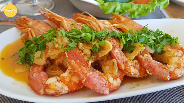 Tôm rim nước mắm đậm đà