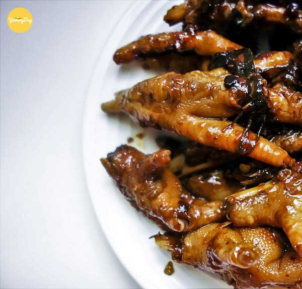 Món chân gà nướng ngũ vị hương