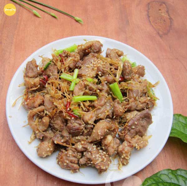 Món vịt xào sả ớt thơm lừng và được vị cay nồng của sả ớt