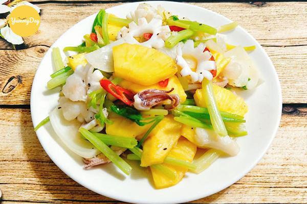cần tây xào mực ngon mê ly
